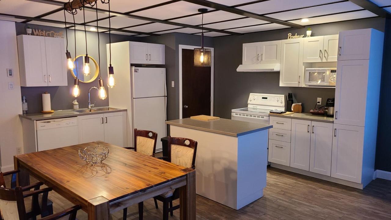 Condo-Chalet De La Vallee D'Edouard LʼAnse-Saint-Jean المظهر الخارجي الصورة
